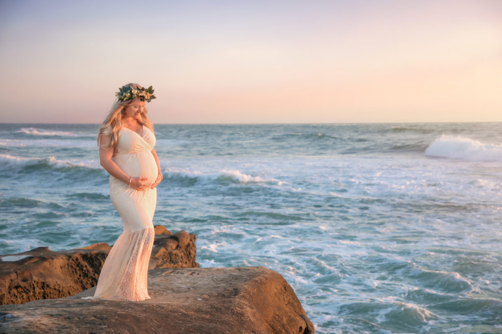 Maternity photo shoot at Windandsea Beach in La Jolla